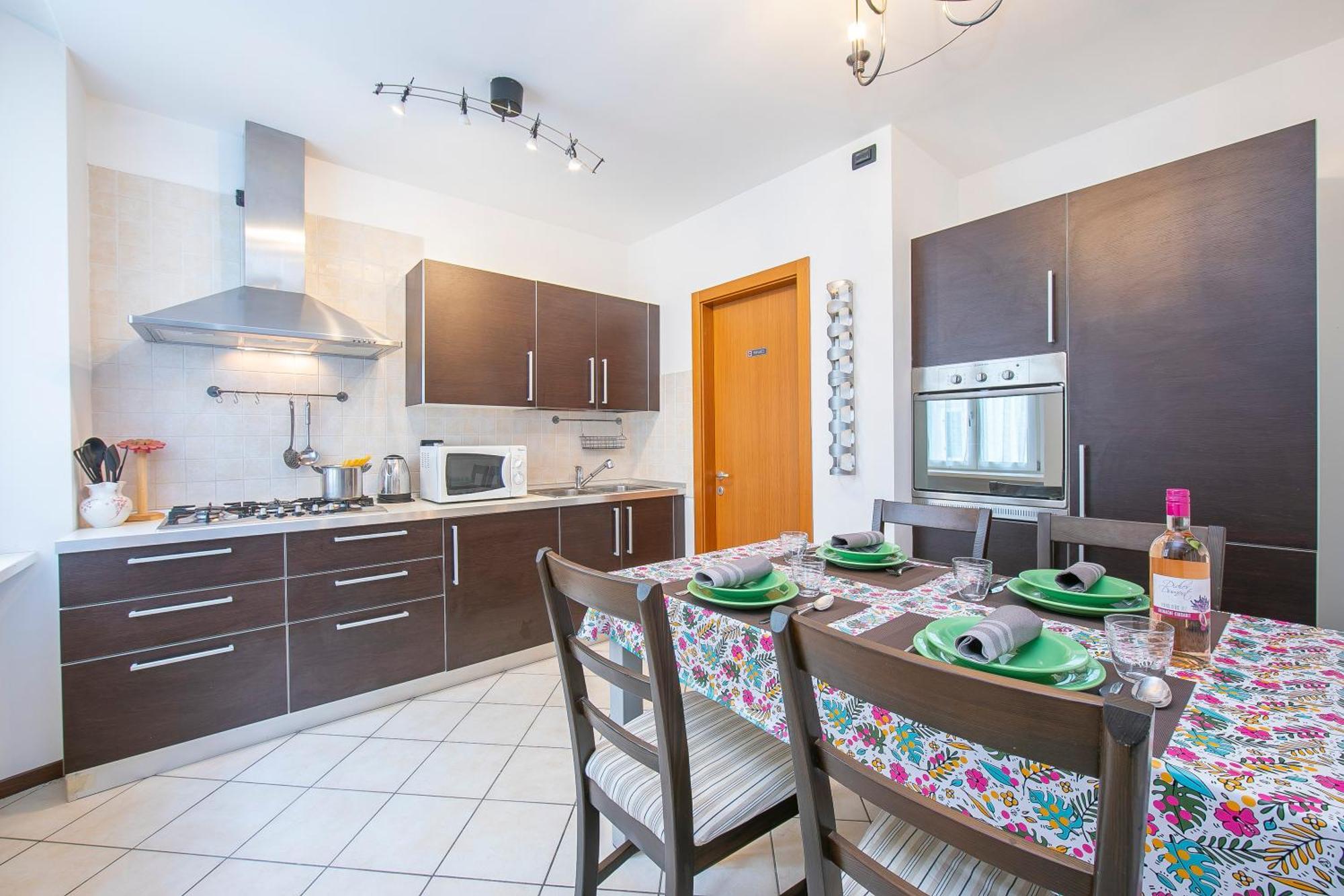 Casa Azzurra 150Mt From Lake - Happy Rentals 加尔达湖滨 外观 照片